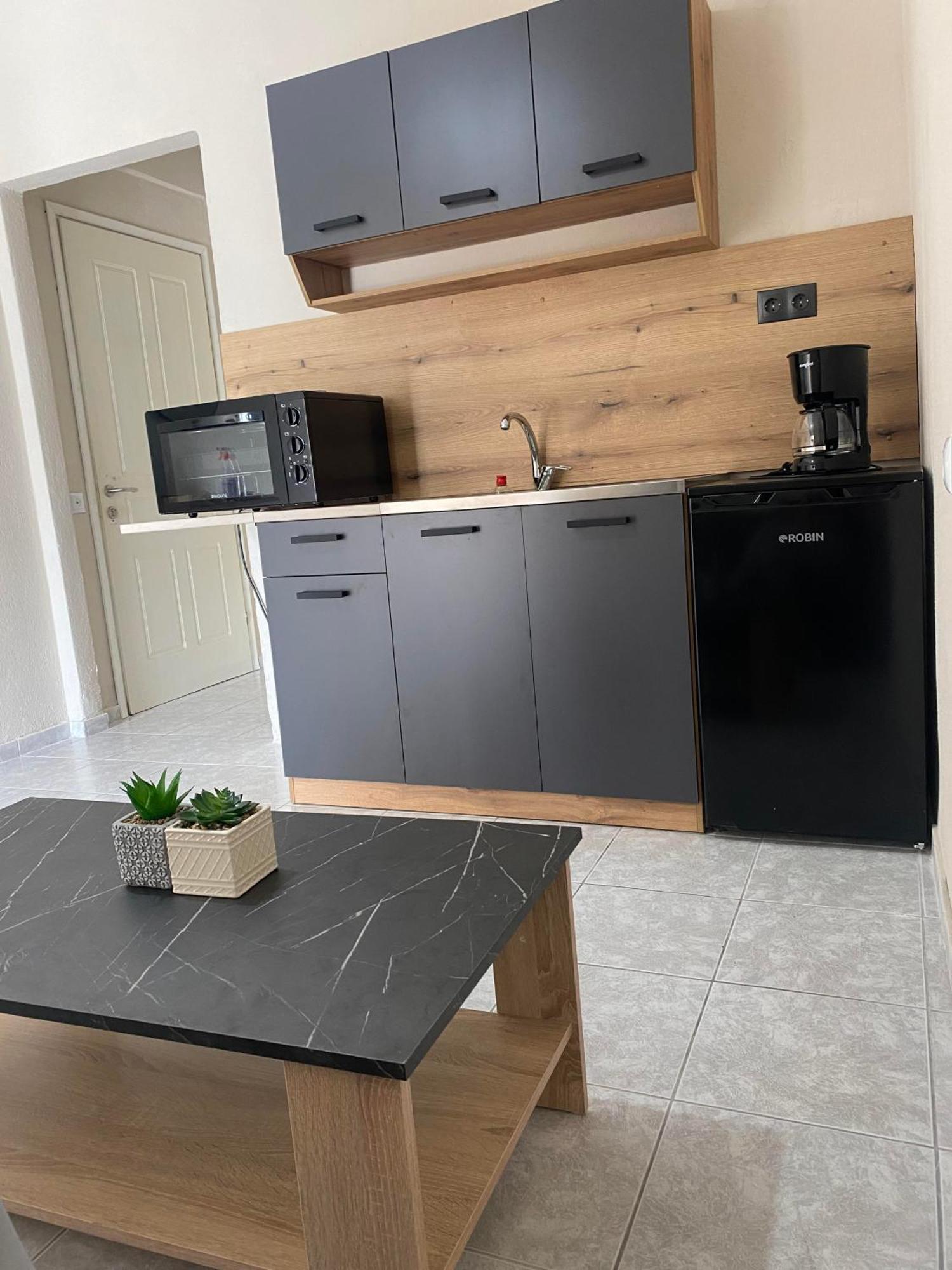 Apartmán Sun & Sea Nea Iraklia Exteriér fotografie